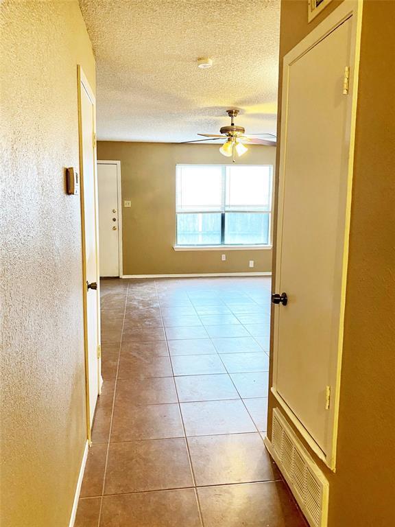 Foto del edificio - 1024 Southmoor Dr