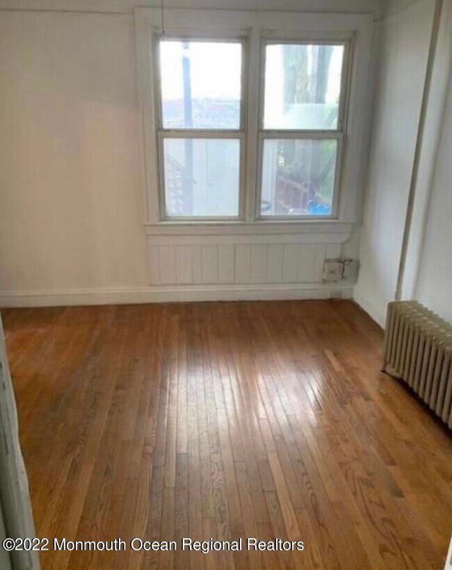 Building Photo - 72 Broad St