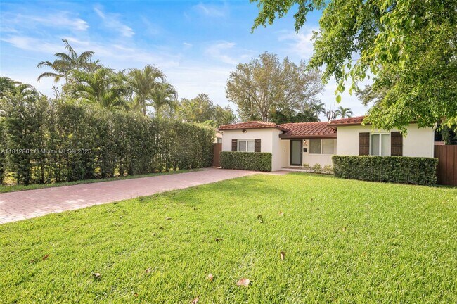 Foto del edificio - 5775 SW 28th St