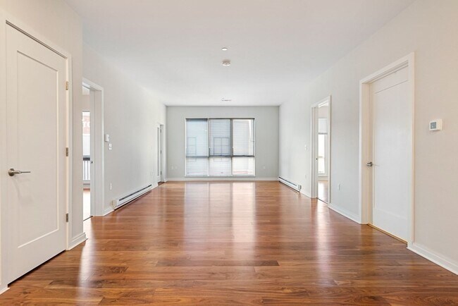 Foto del edificio - 3531 Washington St