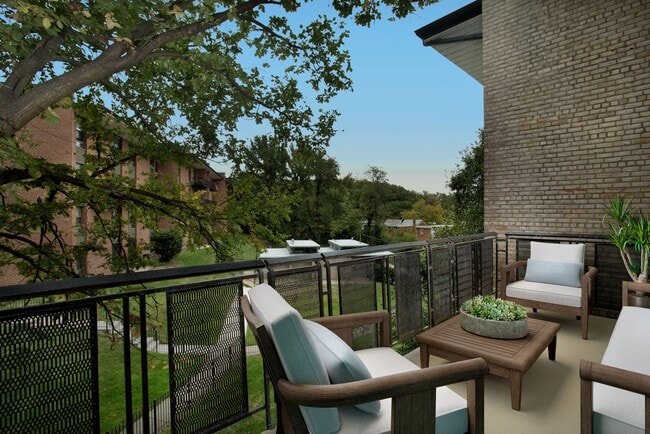 Building Photo - Park Naylor