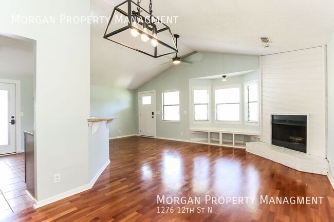 Foto del edificio - 1276 12th St N