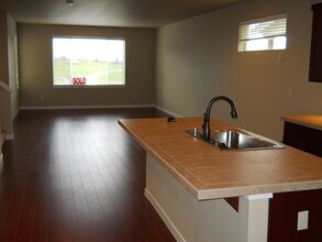 Building Photo - 11615 174th St E