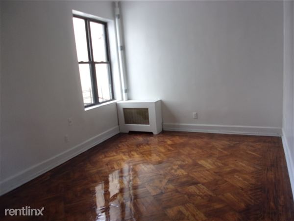 Building Photo - 3271 42nd St