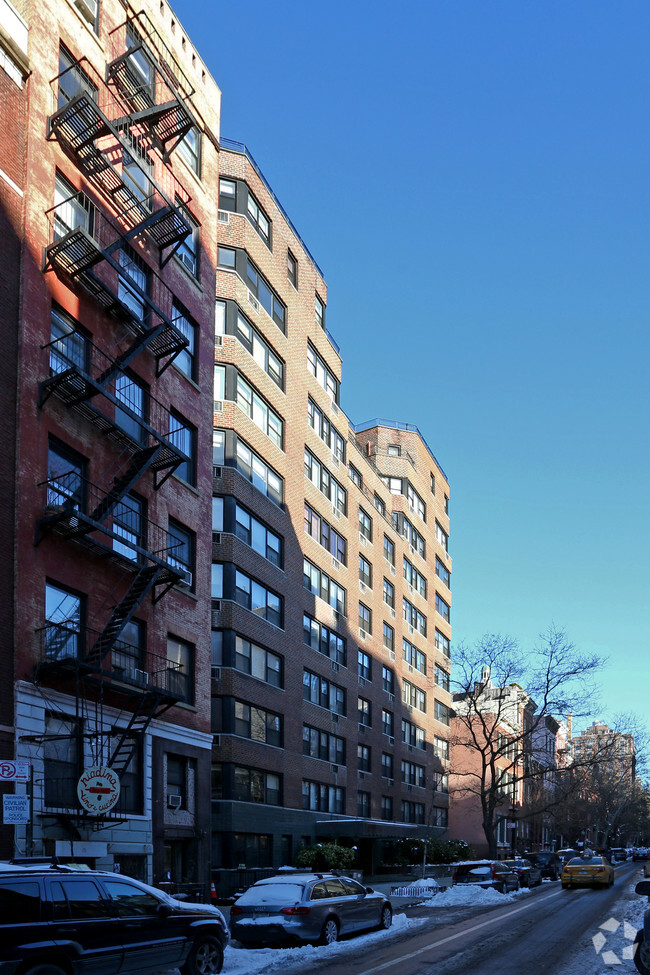 Building Photo - 45-55 W 10th St