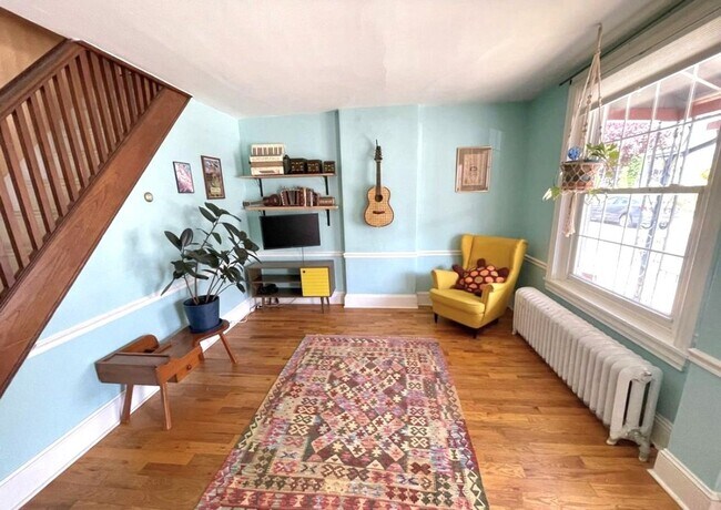 Foto del edificio - Stunning 2-Bedroom Townhome in Manayunk! A...