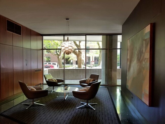 Building Photo - 3100 N Lake Shore Dr