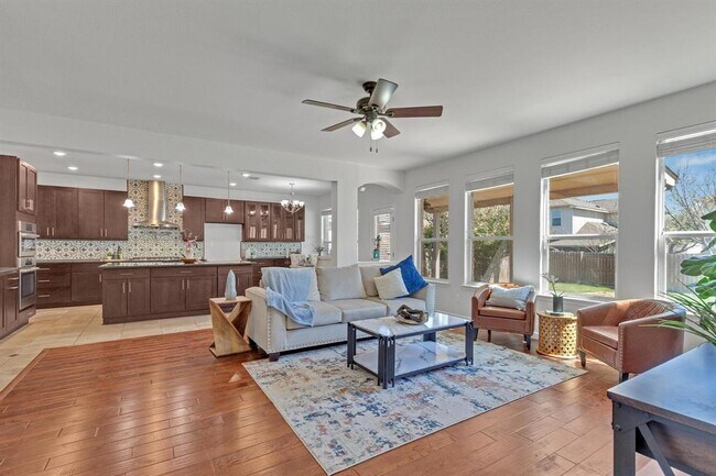 Foto del edificio - 9624 Morgan Creek Dr
