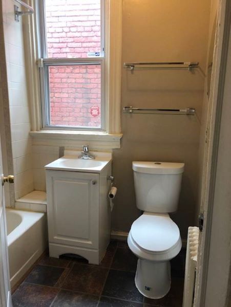Foto del edificio - 217 K St NE