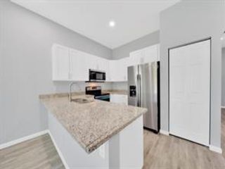 Foto principal - 315 NE 13th Ave