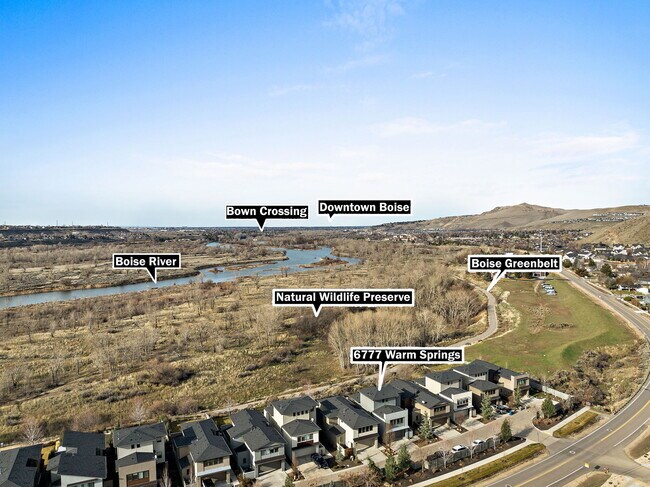 Foto del edificio - 6777 E Warm Springs Ave