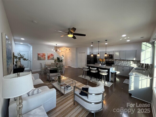 Foto del edificio - 5120 Lakeview Rd