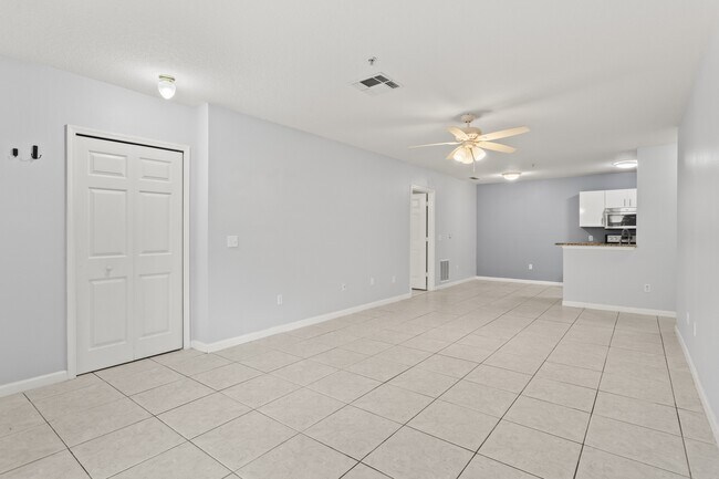 Building Photo - 6548 Swissco Dr