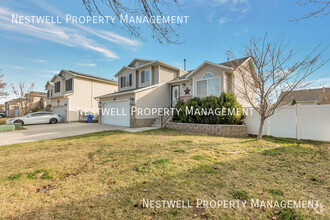Building Photo - 1608 N 2640 W