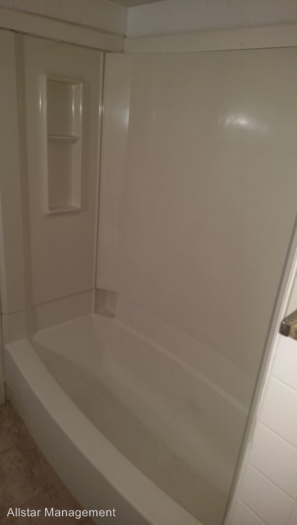 Foto del edificio - 3 br, 1 bath House - 5718 Columbia Dr