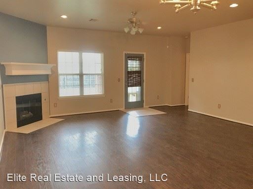 Foto del edificio - 3 br, 2 bath House - 6904 FREEDOM AVENUE