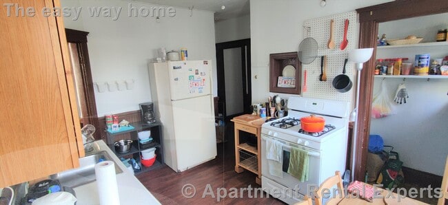 Photo - 122 Columbia St Apartment