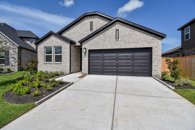 Foto del edificio - 9511 Honey Run Ln