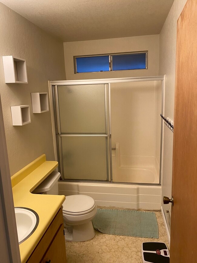 Building Photo - 2015 El Dorado Dr