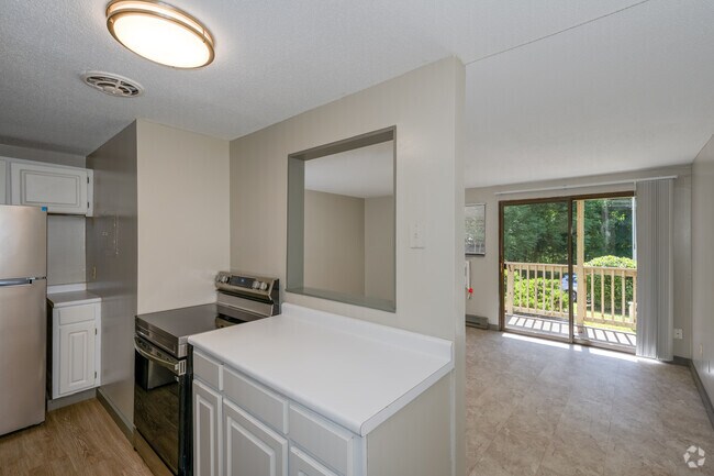 Estudio - 350 pies cuadrados - Cocina/Sala de estar - ReNew Washington Park