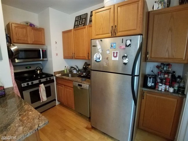 Building Photo - 3 br, 1 bath  - 1925 Massachusetts Ave