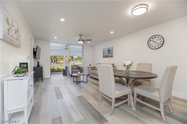 Foto del edificio - 200 Forest Lakes Blvd