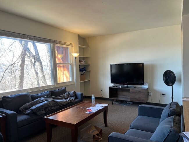 Interior Photo - Ravenwood Apartments