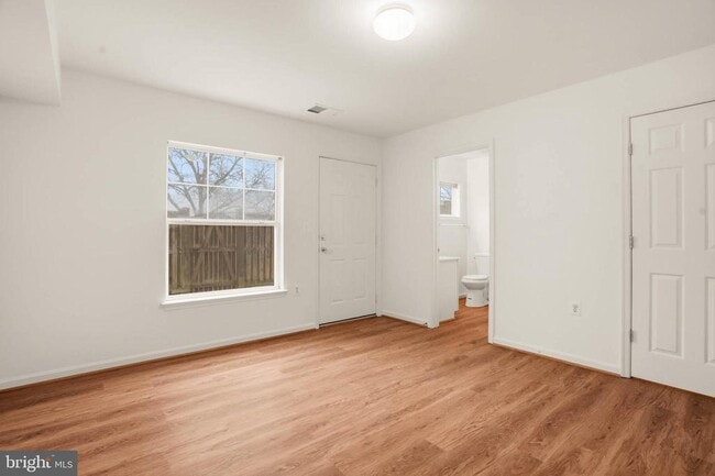 Building Photo - 108 Moore Dr