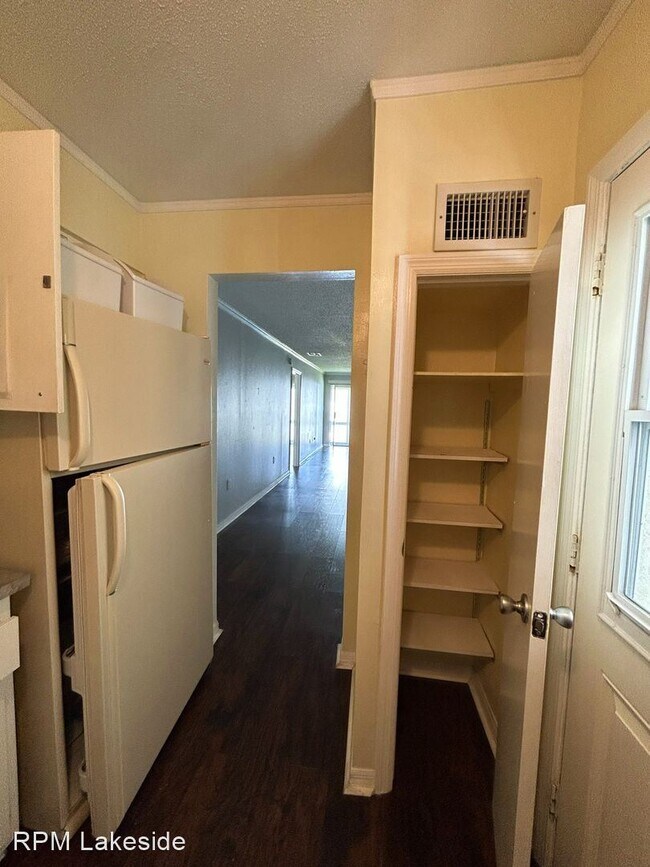Foto del edificio - 2 br, 2 bath House - 689 Lake Howard Dr. N...
