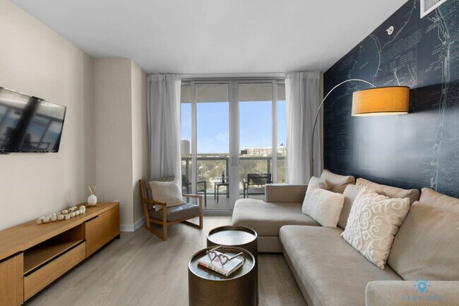 Foto del edificio - 2602 E Hallandale Beach Blvd