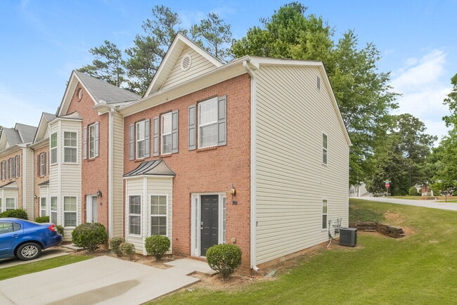 Building Photo - 1226 Blairs Pointe Dr SW