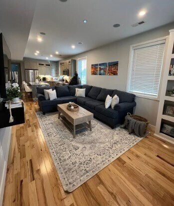 Building Photo - 37 Kimball St