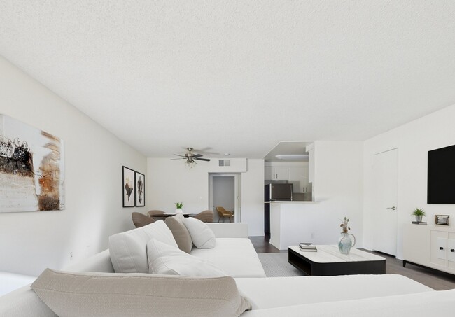 Building Photo - The Woodside Apartments
