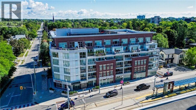 Photo du bâtiment - 188 King St S