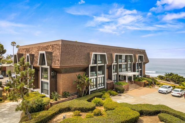 Building Photo - 1552 Camino Del Mar