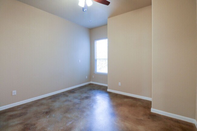 Foto del edificio - Located in Tahitian Village