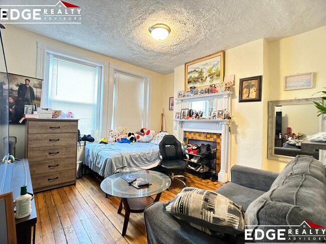 Photo - 1 Linden St Apartment