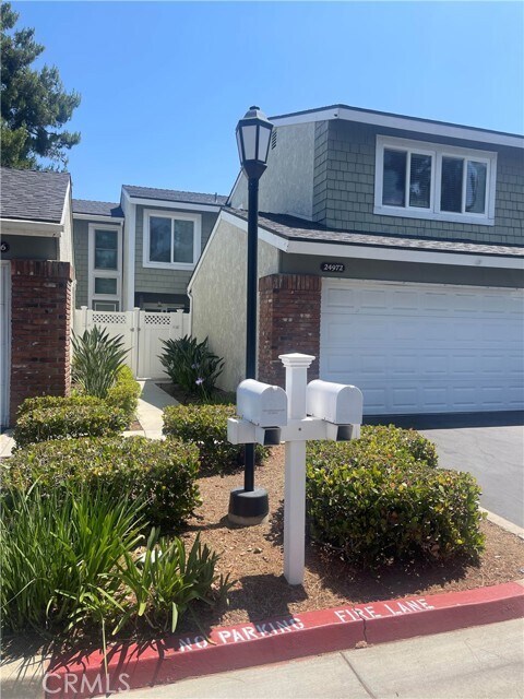 Foto del edificio - 24972 Silverleaf Ln