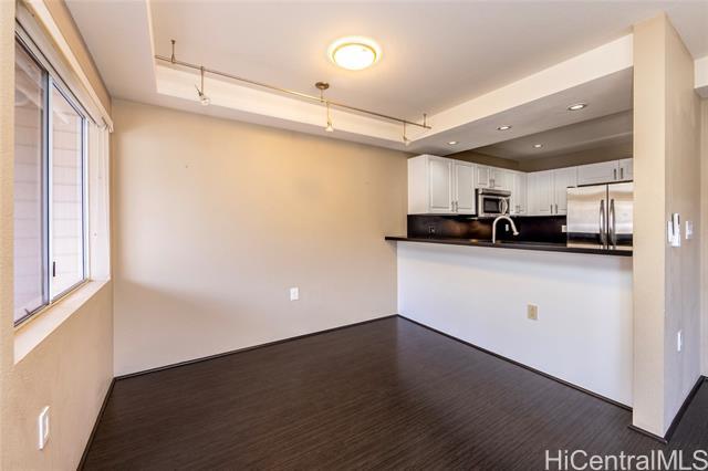 Building Photo - 92-1475-1475 Aliinui Dr