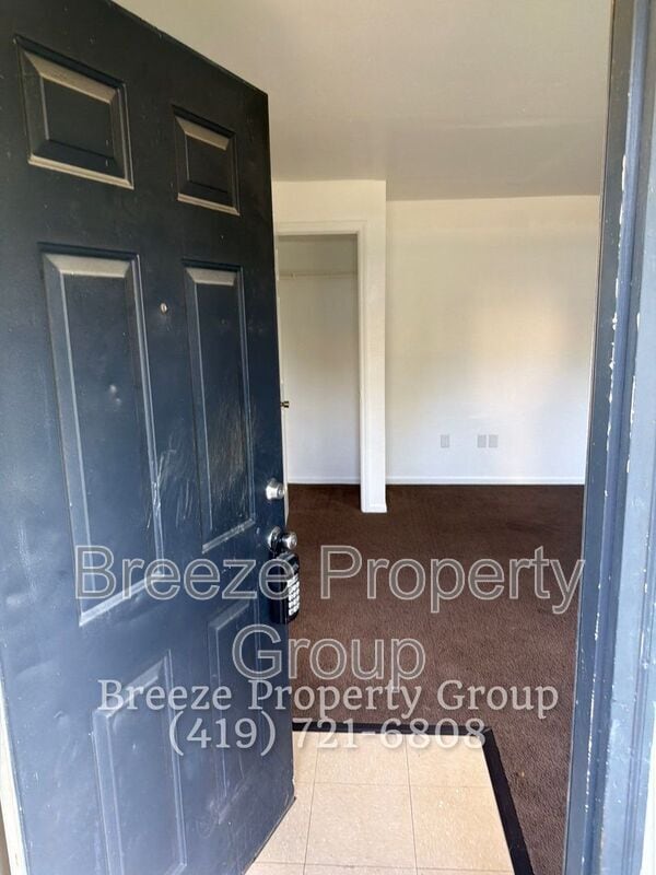 Building Photo - 622 Hope St