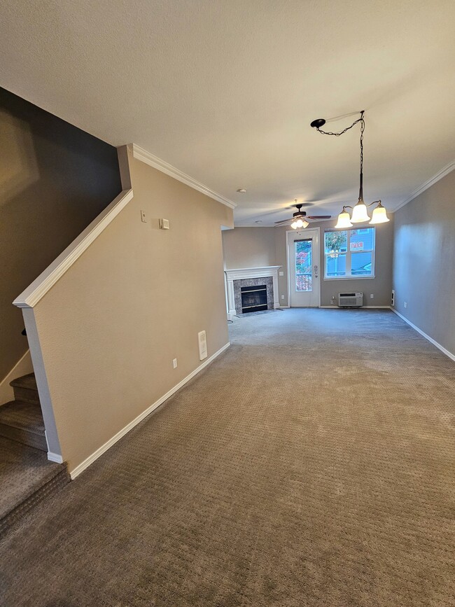 Sala de estar - 1802 SE Cutter Ln