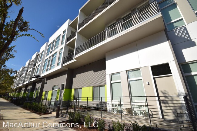 Building Photo - 414 E Capitol Ave