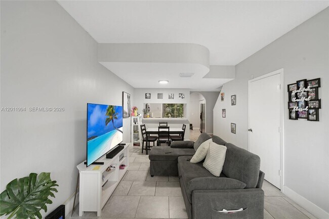 Foto del edificio - 29 Simonton Cir