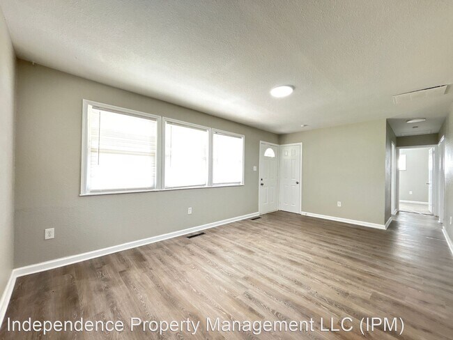 Building Photo - 3 br, 1 bath House - 3825 Palmerston Ave