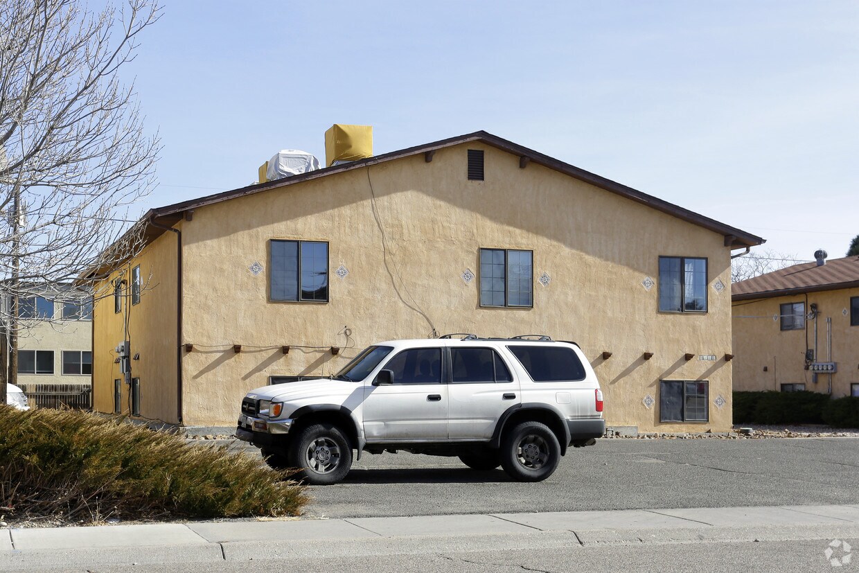 Foto del edificio - 2132 Norman Ln