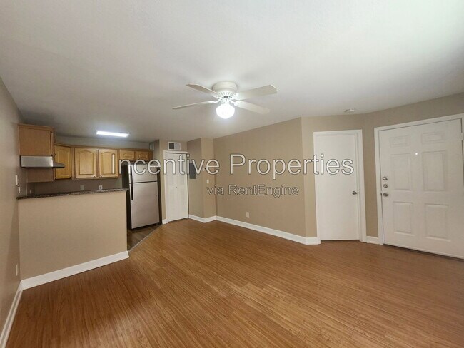 Building Photo - 4724 Walden Cir