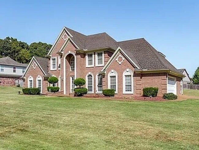 Building Photo - 4400 Chalice Dr