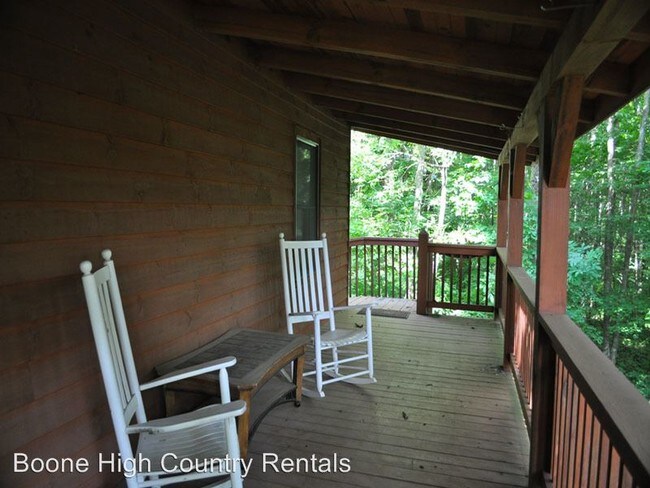 Building Photo - 3 br, 2 bath House - 6218 Junaluska Rd