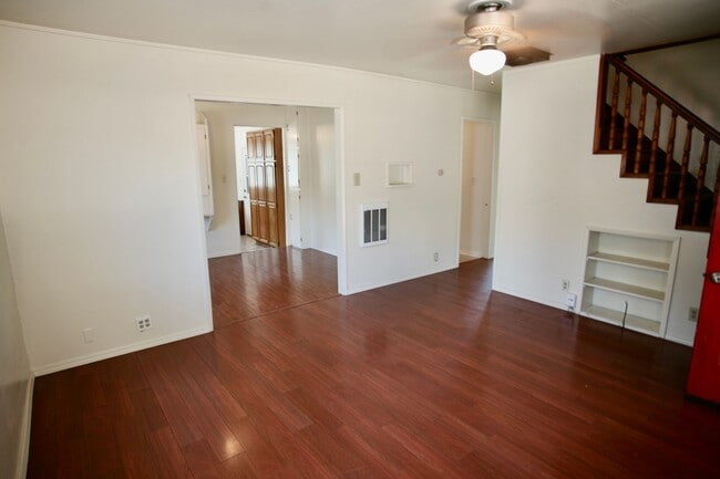 Building Photo - 3 Br that is a little bit country