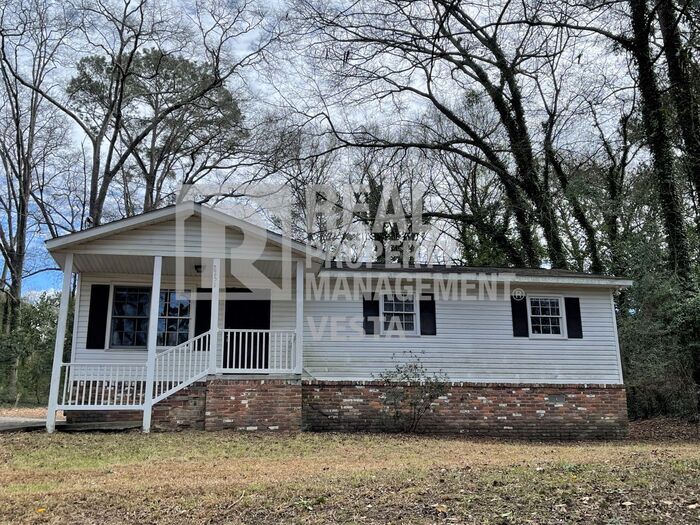 Primary Photo - Three Bedroom Home in East Macon!